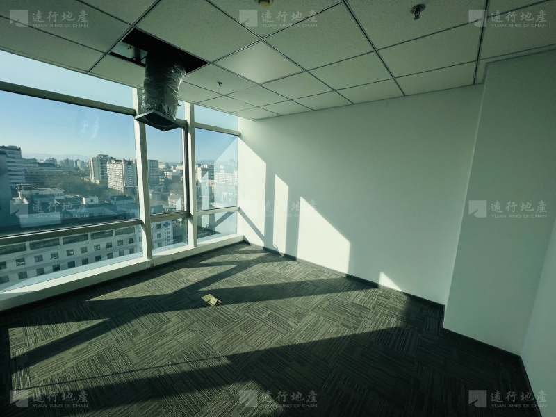 西客站北广场光耀东方广场新出办公室丨正对电梯带部分家具_8