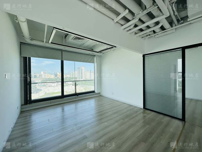 中国红街 精装修带家具 办公室写字楼出租 高性价比 随时起租_11