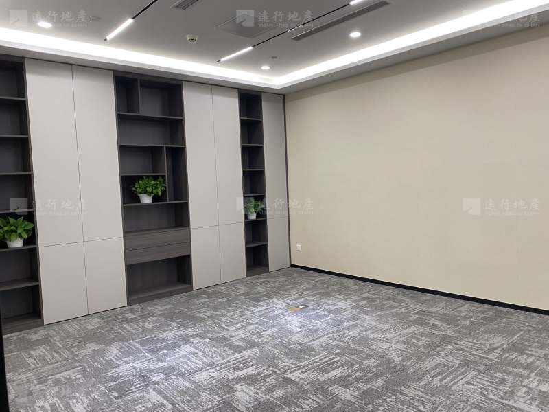 大悦城6号线地铁达美中心376平米精装修带家具可以注册新装修_2