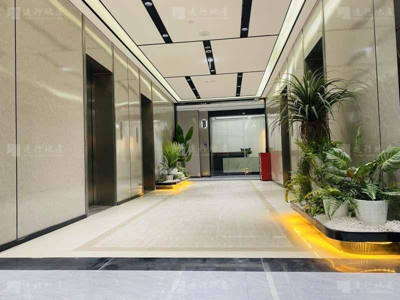 重庆龙湖时代天街单面采光写字楼精装带家具正对电梯口_1