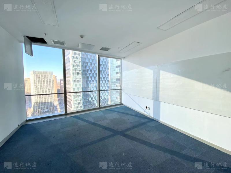 望京浦项中心丨独立整层正对电梯丨签一年送一年丨可配家具_2