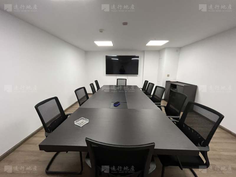 瑞晶国际精装800 平办公室丨新城西缺loft户型丨一线江景_8
