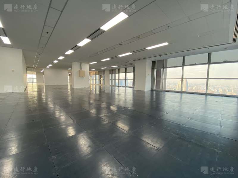 长安街沿线 地铁上盖 金地中心高端办公楼 三面采光 户型方正_7