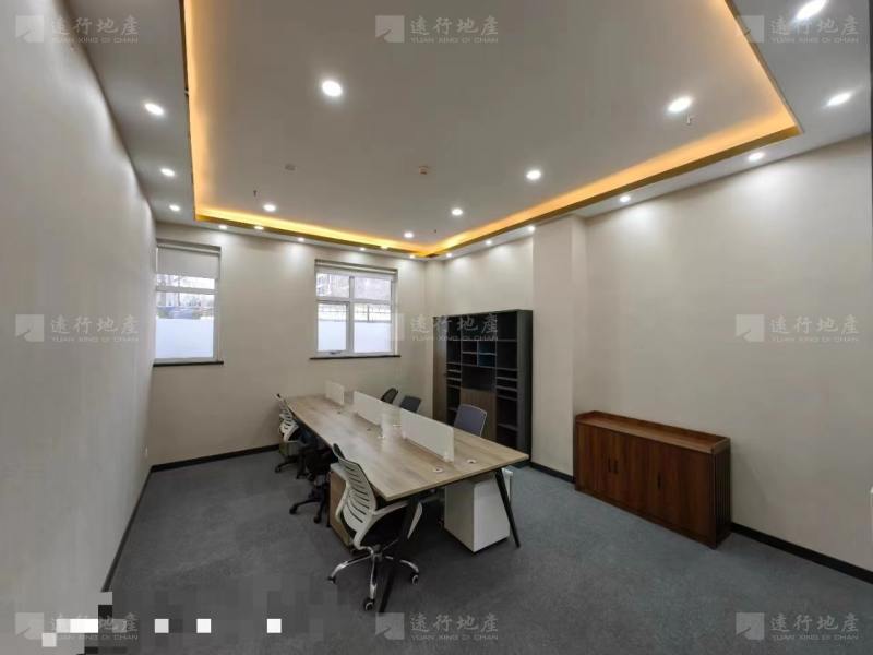 四惠东地铁联信国际520平米精装修带家具直接办公24小时空调_6