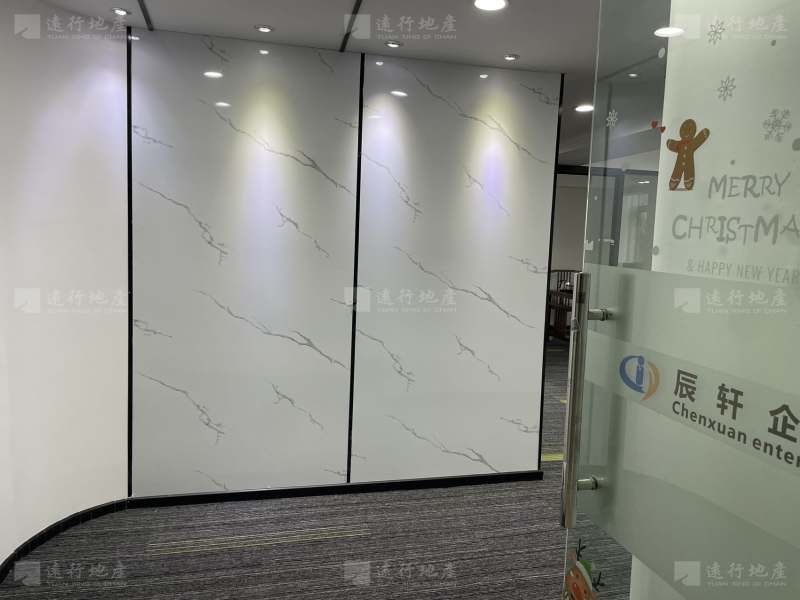 重庆渝中区恒大名都优质写字楼精装带家具正对电梯口_6