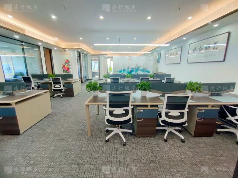 两江新区带政策补贴 绿地保税中心 特惠价格 精装修带家具_3