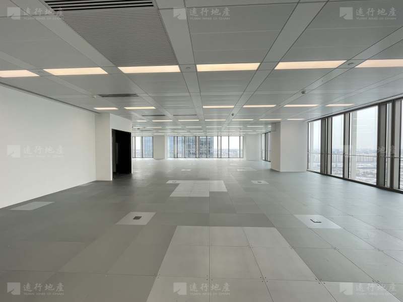 丽泽平安金融中心丨整层2700平米丨高区四面采光写字楼出租中_7