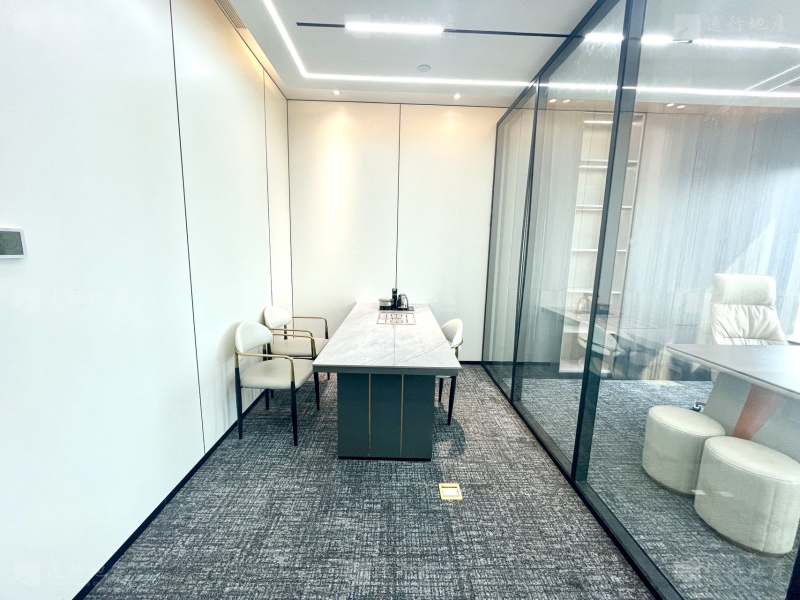 重庆南岸国瑞中心精装带家具正对电梯口豪华装修优质写字楼_7