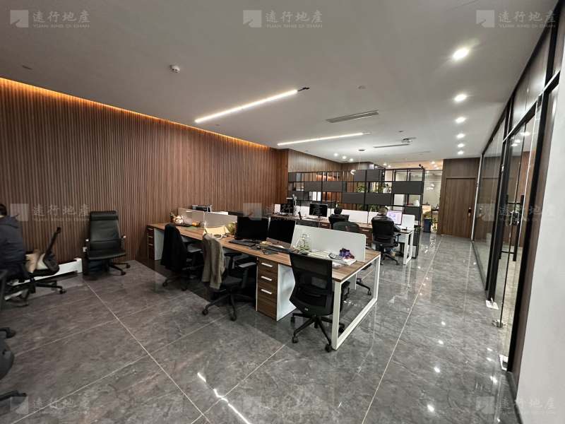 高德置地精装300平办公室丨正对电梯丨一线江景丨家具全带_4