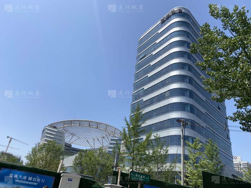 华远中心，精装750平一层，户型方正，紧邻地铁大悦城随时起租_1