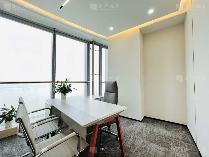 滨江高端写字楼，一线江景大小面积精装带家具，自带商业综合体！_6
