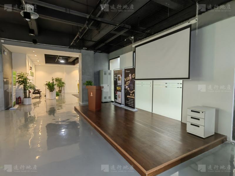 上梅林建科大楼 1500平米 家具可配_7
