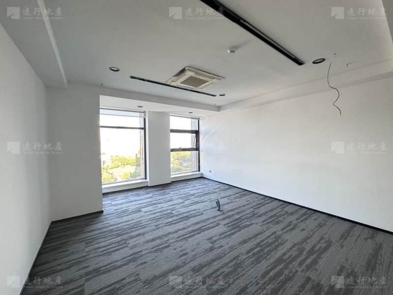 近江时代精装600平办公室丨正对电梯丨家具全带丨随时可看_4