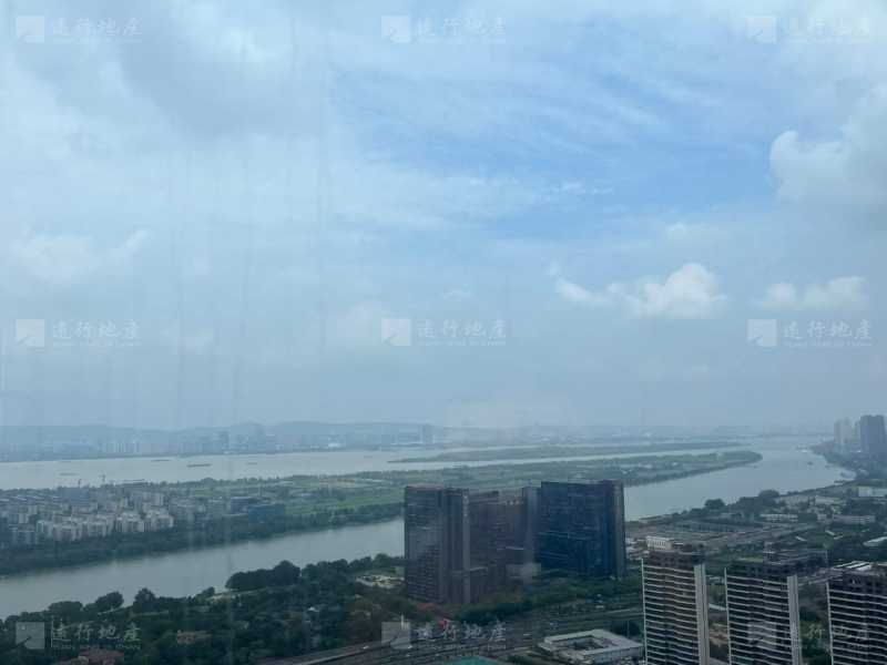 鼓楼区 苏宁环球国际中心 高区江景房 户型方正  随时可看房_8
