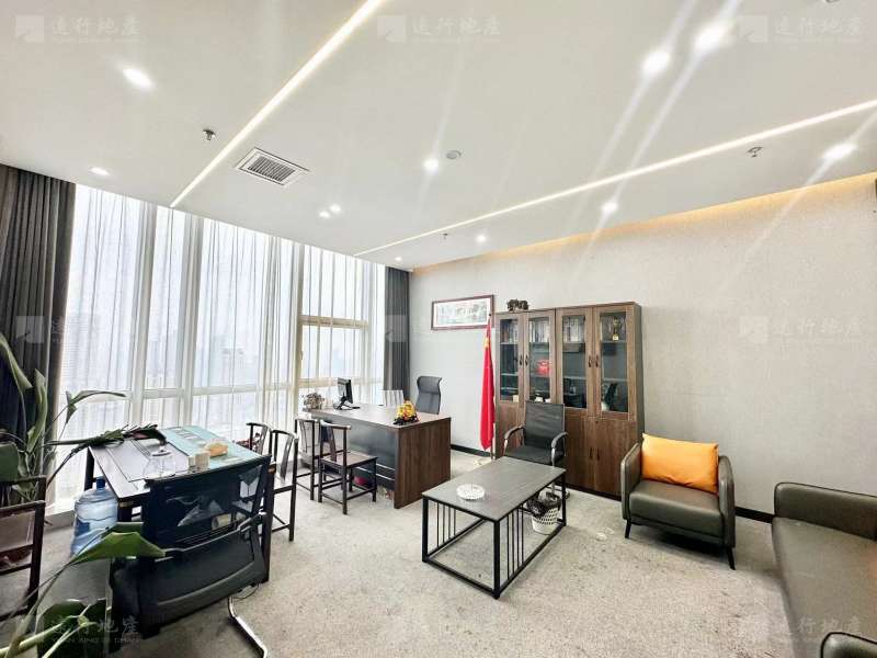 香港路地铁口丨半层豪华装修丨大气总裁办公室_1