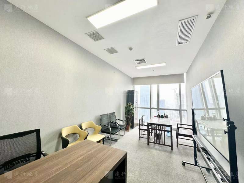 香港路地铁口丨半层豪华装修丨大气总裁办公室_5