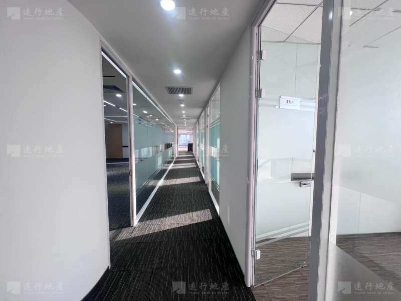 IFC丨长安街沿线丨半层采光舒适丨大会议室老板间丨1024平_15