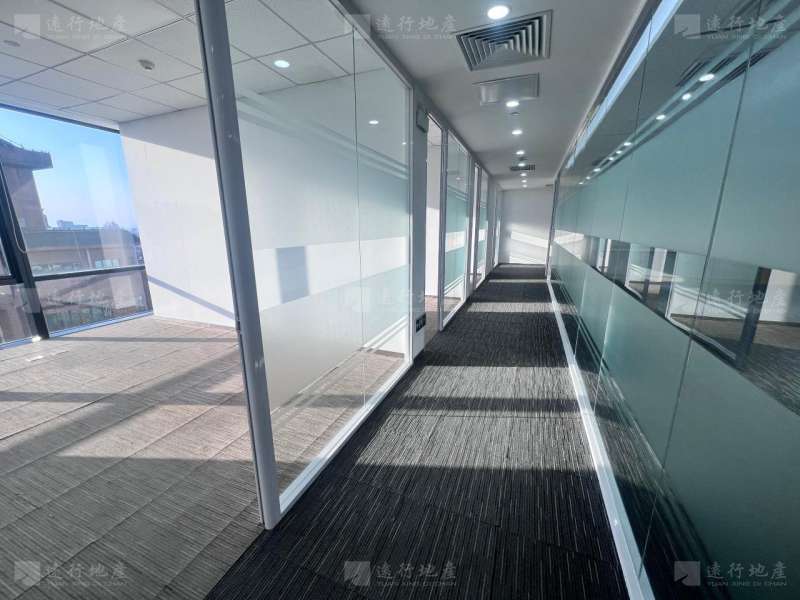 IFC丨长安街沿线丨半层采光舒适丨大会议室老板间丨1024平_14