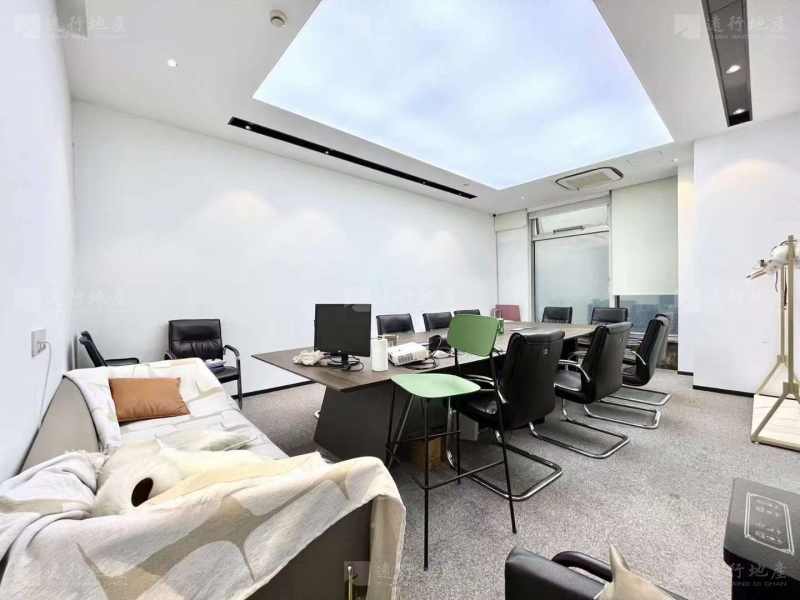 新城时代大厦精装600平办公室丨家具全带丨超高采光丨随时可看_2