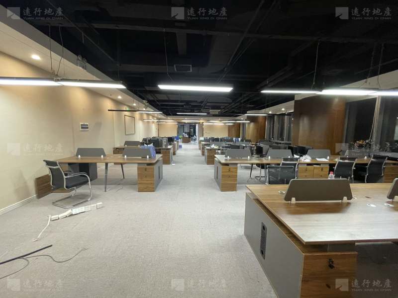 华远国际中心1200平正江景写字楼，高端办公室，精装拎包入住_11