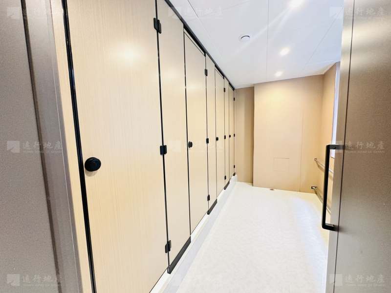 四惠东地铁泰禾文化大厦302平米精装修带家具可以注册24小时_7