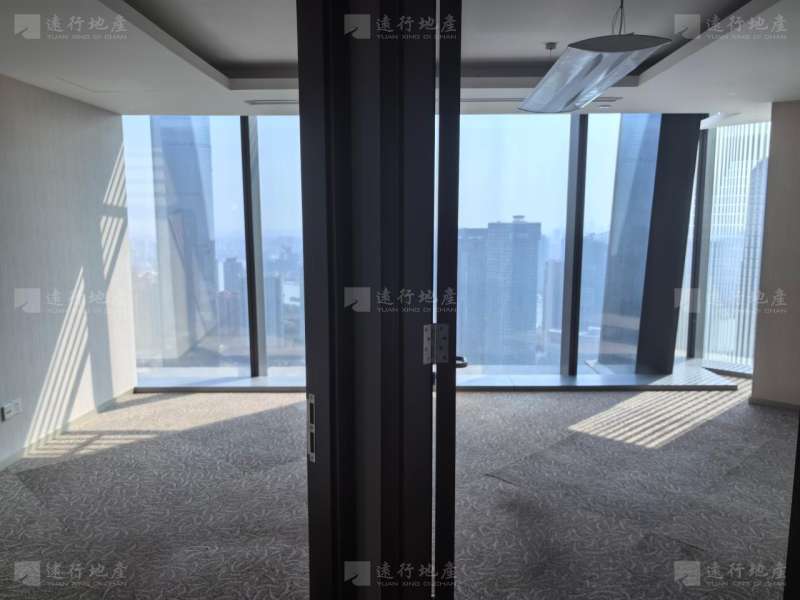 高楼层丨江景房丨装修可定制丨正对电梯丨陆家嘴核心商圈_6