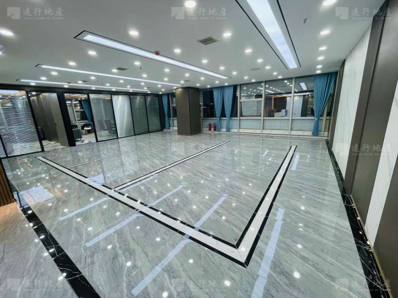 开发商直租 市中心核心商圈 地铁上建 正对电梯 全新装修 _2