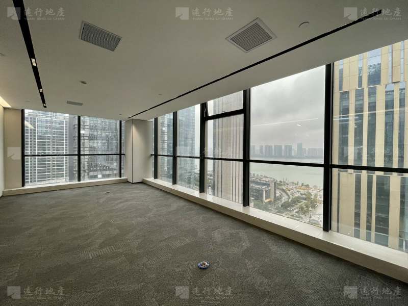 地宝大厦大平层1350平写字楼，高端办公室，精装拎包入住_6