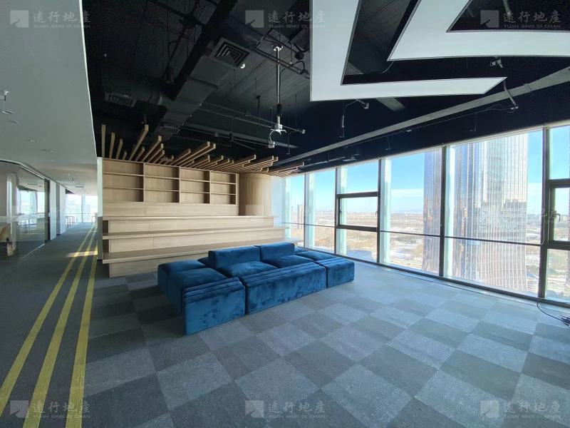 望京东浦项中心 精装带家具 高区视野 四面采光 正对电梯_6