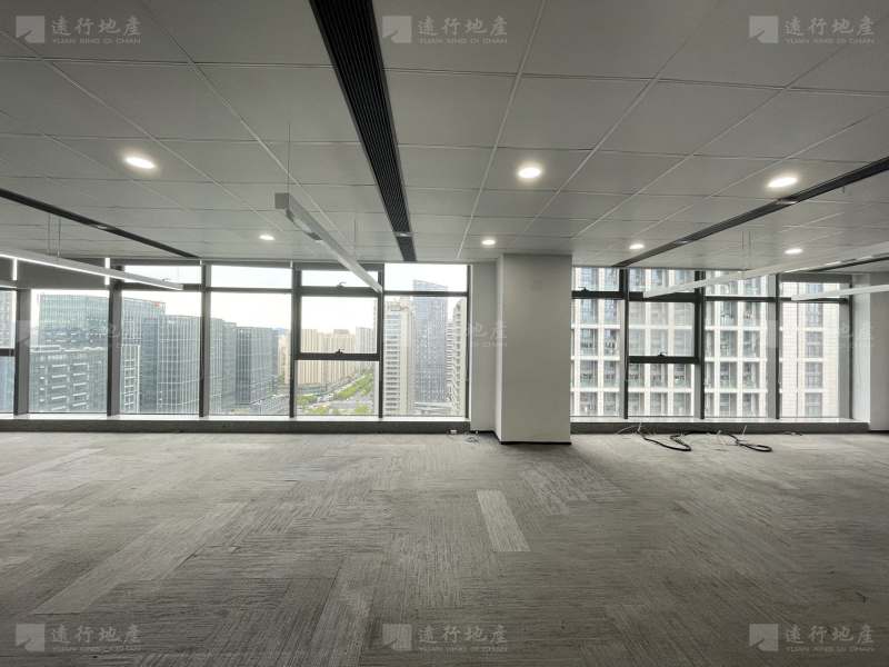 近江500平办公室丨正对电梯丨边套双面采光丨可定制装修_4