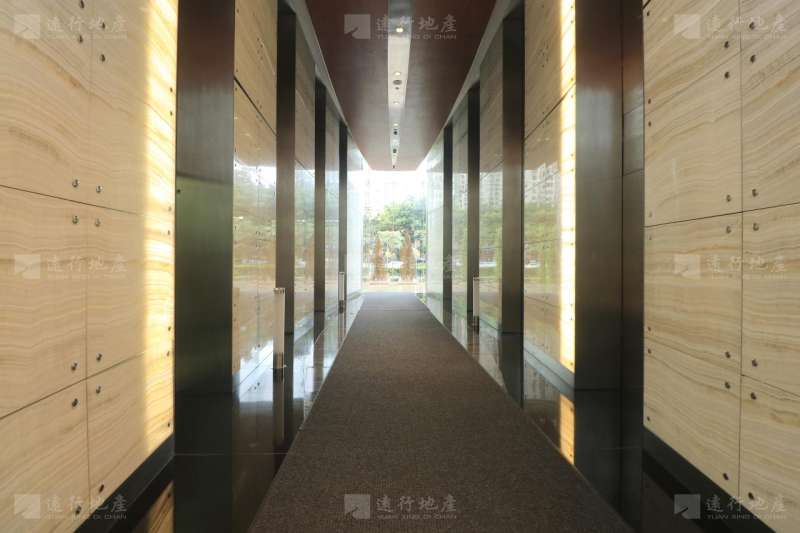高端福田写字楼，新世界文博中心，大面积4000整层出租，甄选_13
