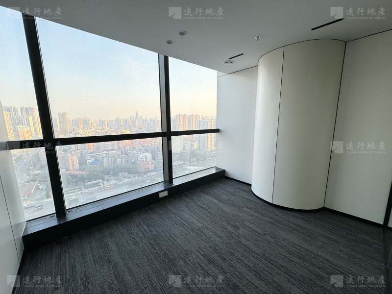 宸胜国际中心 精装修带家具 正对电梯口 一线看江景_9