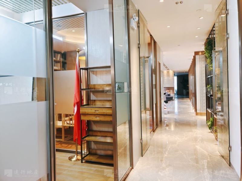 新退出的房子，钱江新城杭州CBD正对电梯，超大空间，家具全带_7