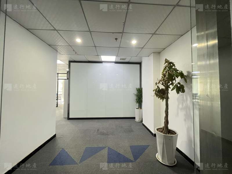 凤城四路 西安国际企业中心 精装带家具 全新装修 欢迎联系 _1