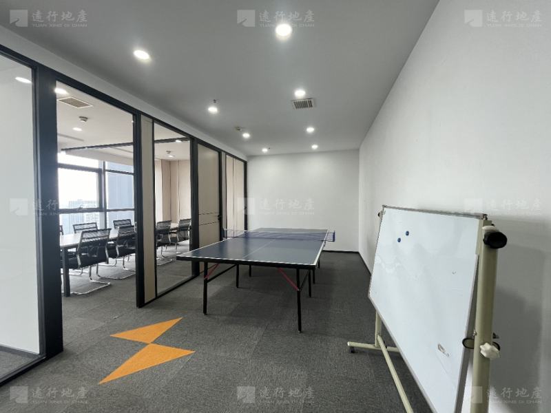 凤城四路 西安国际企业中心 精装带家具 全新装修 欢迎咨询 _4