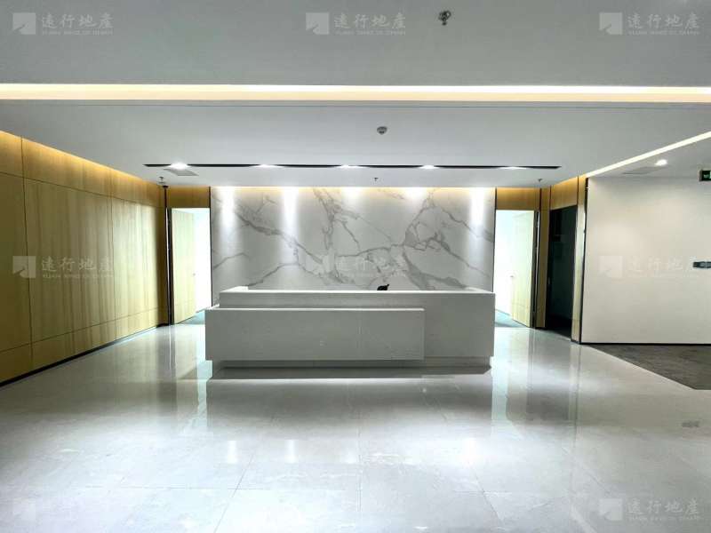荣超国际商会中心，免租期3个月，地铁口单位，使用率高带家私_12