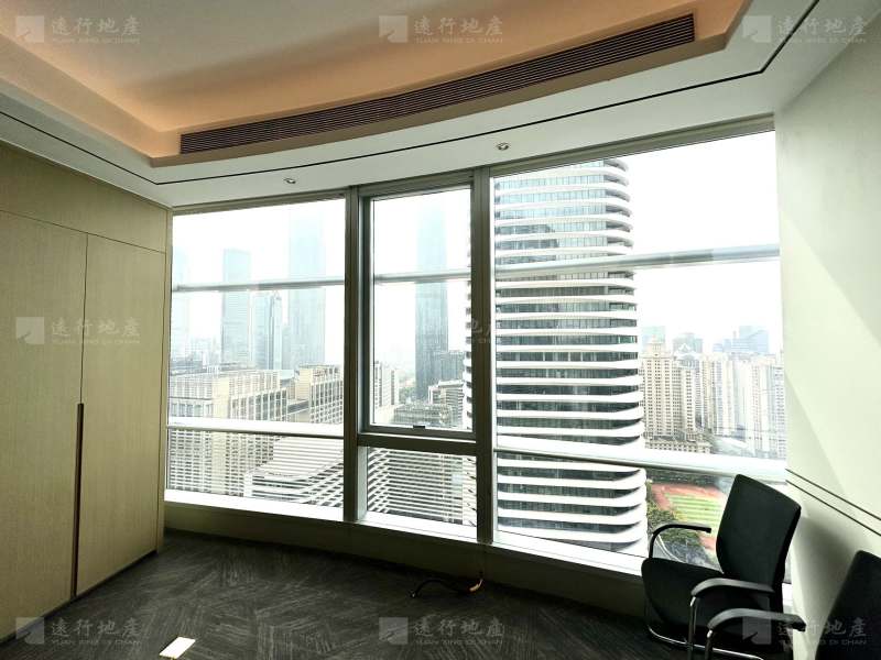 雅居乐中心丨珠江新城核心商圈丨正对电梯口_8