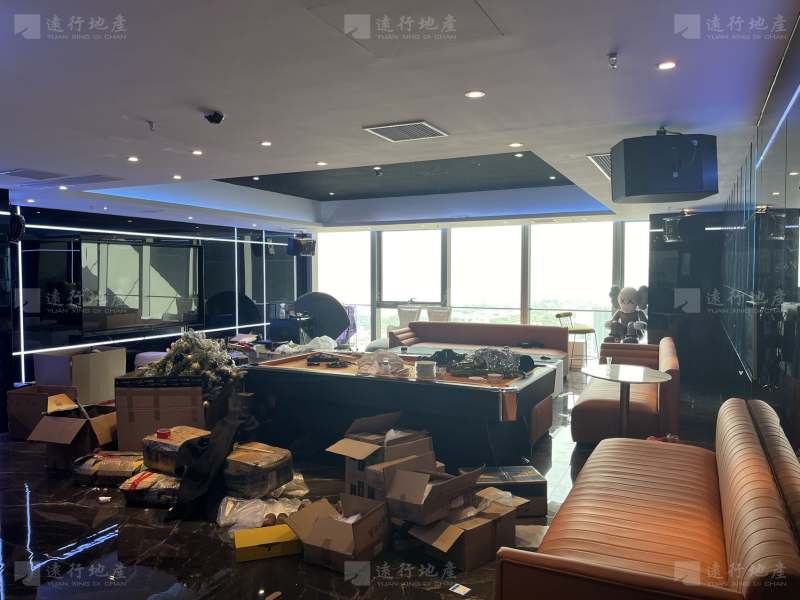汉京金融中心丨精装办公室丨正对电梯_8