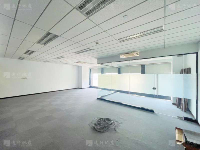 宏程国际一线江景丨正对电梯丨家具全带丨精装600平办公室_9