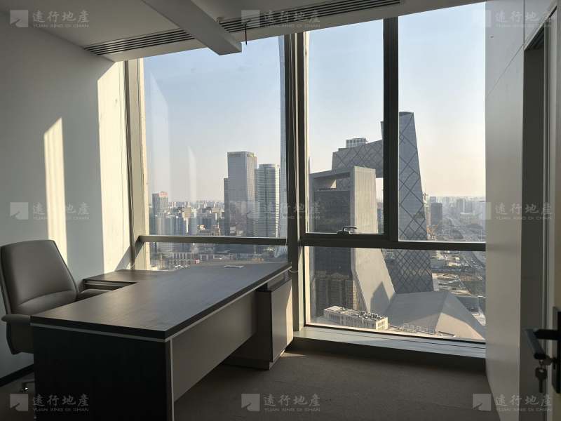 国贸东三环 俯看CBD 核心商务区 正对电梯 泰康金融大厦_3