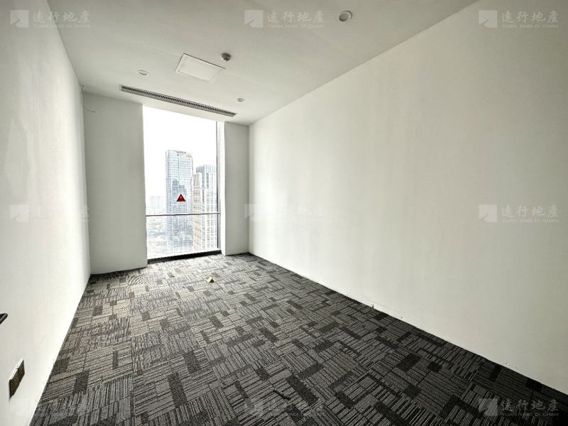 琶洲西区丨TCl大厦丨精装修正对电梯口24小时空调办公室_7