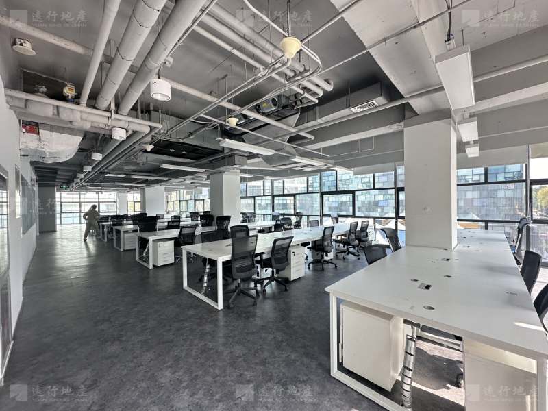 软件园1期新楼 尚东数字谷 精装修独立500平米 随时可看房_10
