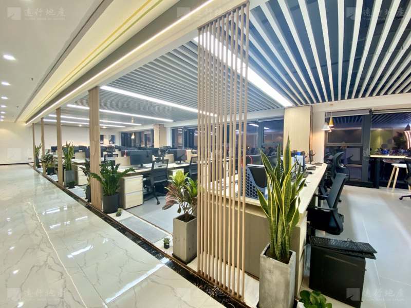 科技园 汉威国际 写字楼 高层面积 随时可看 整层 配家具_2