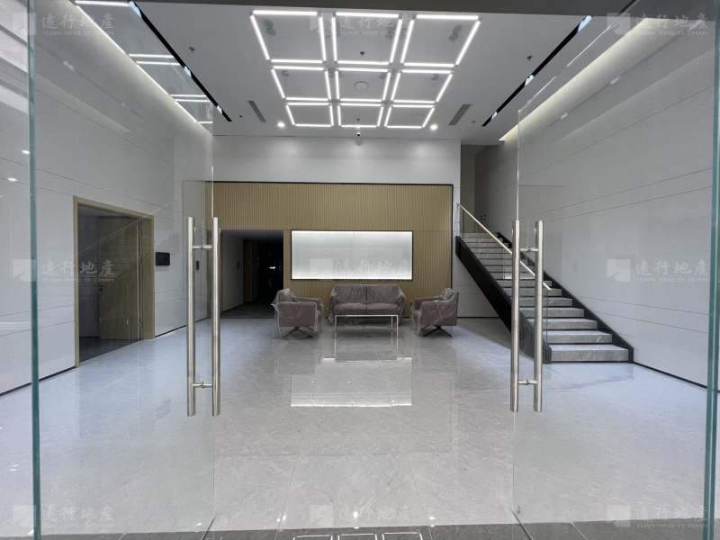 精装修带家具 正对电梯 独立企业总部 合生汇 配套齐全_4