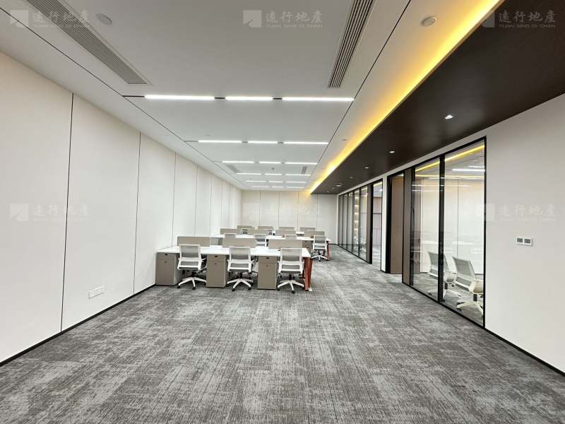 华业发展中心 电商直播核心区 高区正对电梯 精装修带家具看江_4
