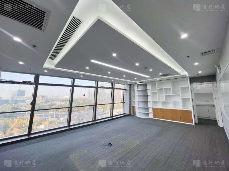 金辉大厦 地铁上建 正对电梯 户型方正 精装修带家具 高区_3