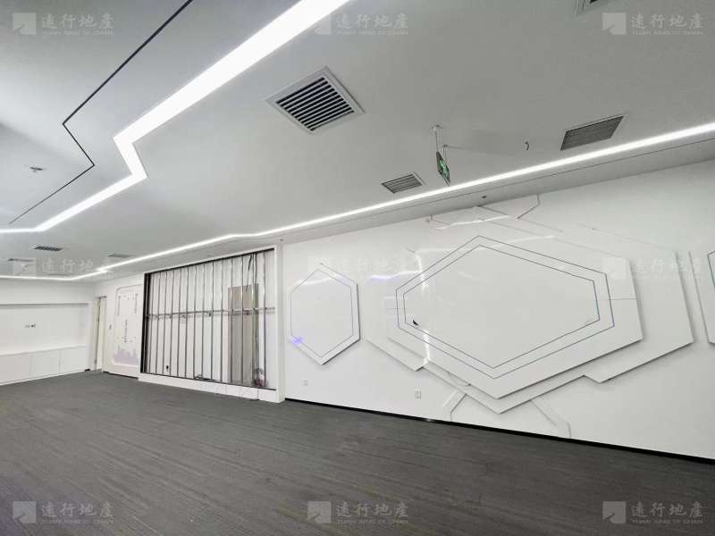 金辉大厦 地铁上建 正对电梯 户型方正 精装修带家具 高区_4