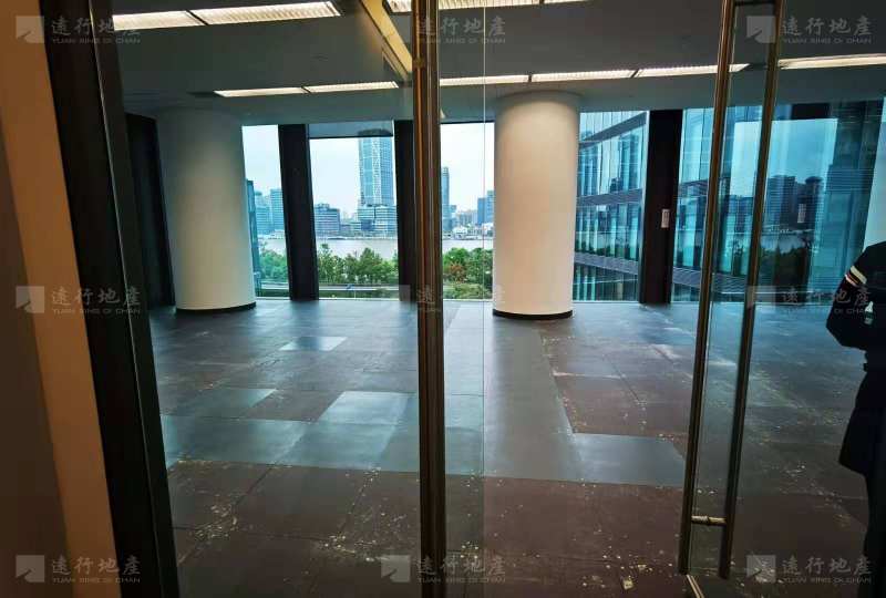 长泰国际大厦标交办公室，使用率高，视野开阔_1