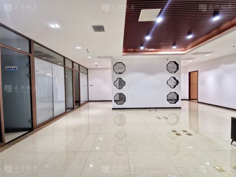 西二环丨精装办公司丨对电梯丨带家具欢迎咨询丨随时看_8
