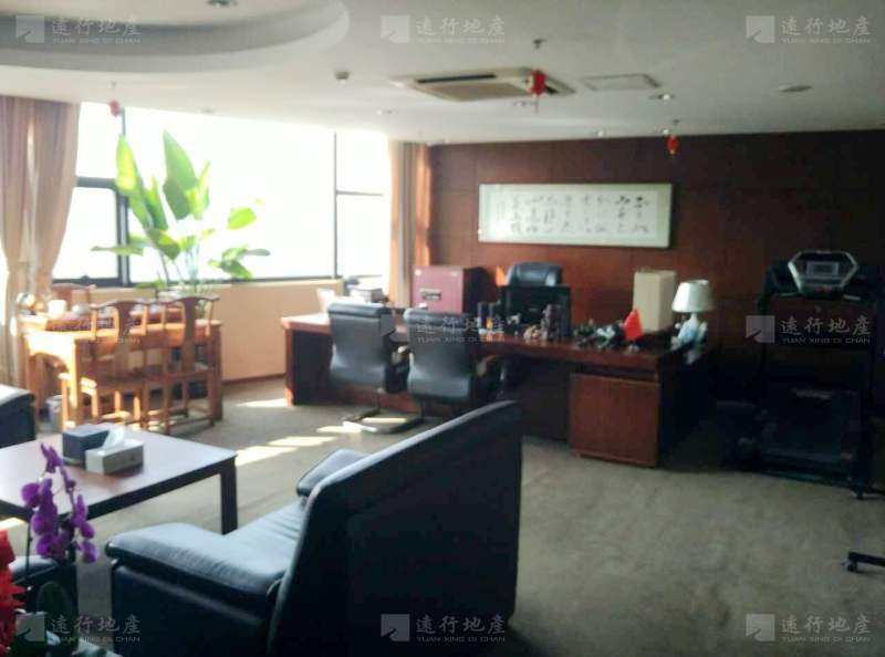上海嘉里中心，高区670平米，送免租期，房型方正_1